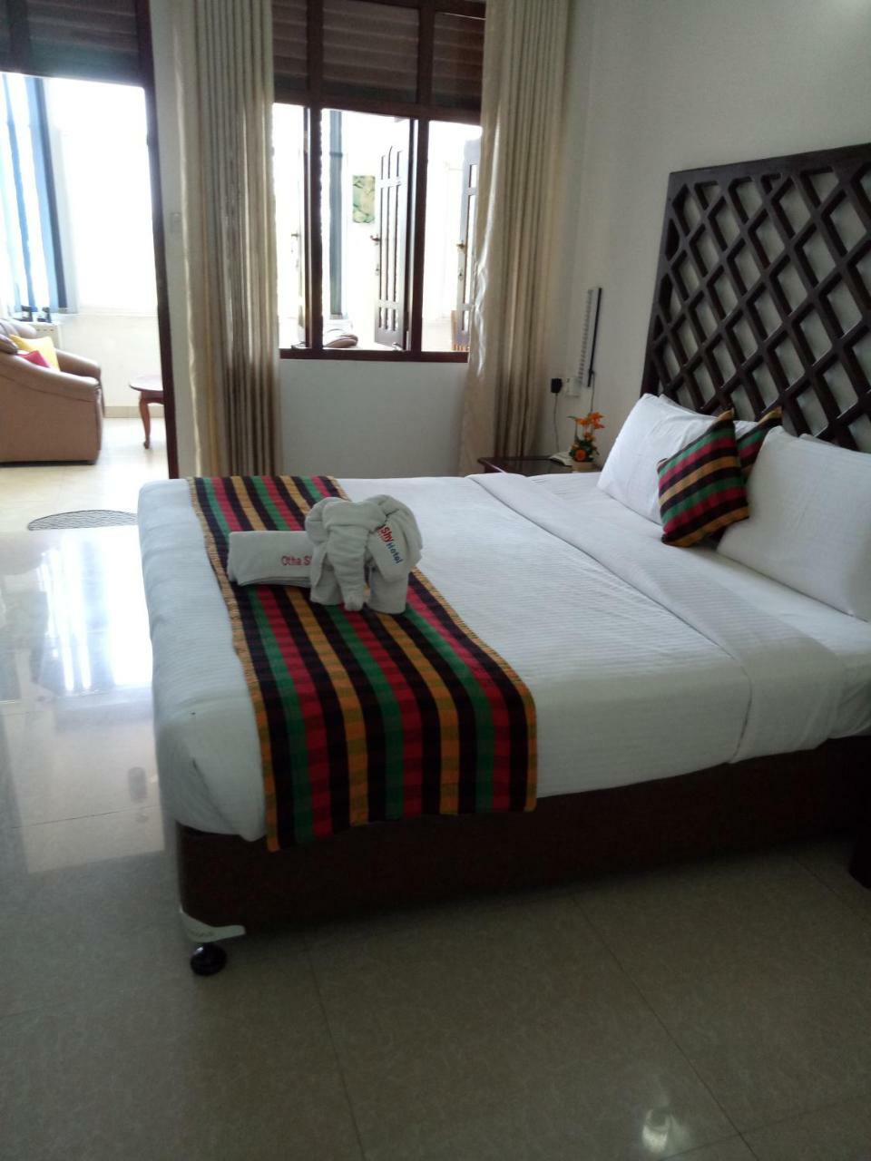 Otha Shy Airport Transit Hotel Katunayake Exterior photo